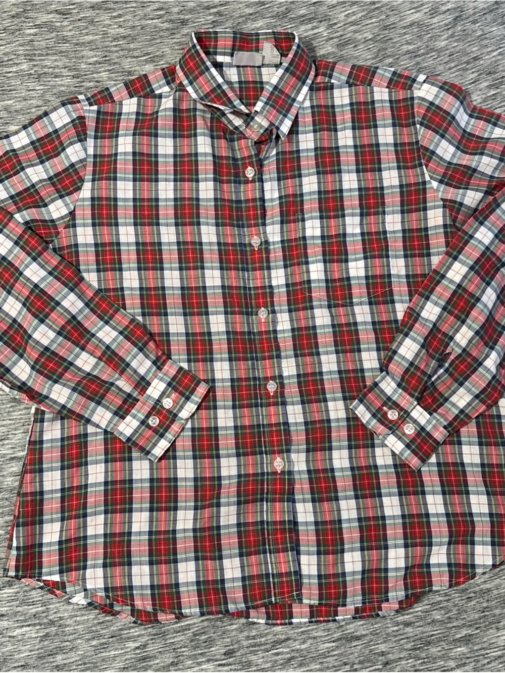 VTG jcpenney Red, Green & White Plaid Button-Down Shirt